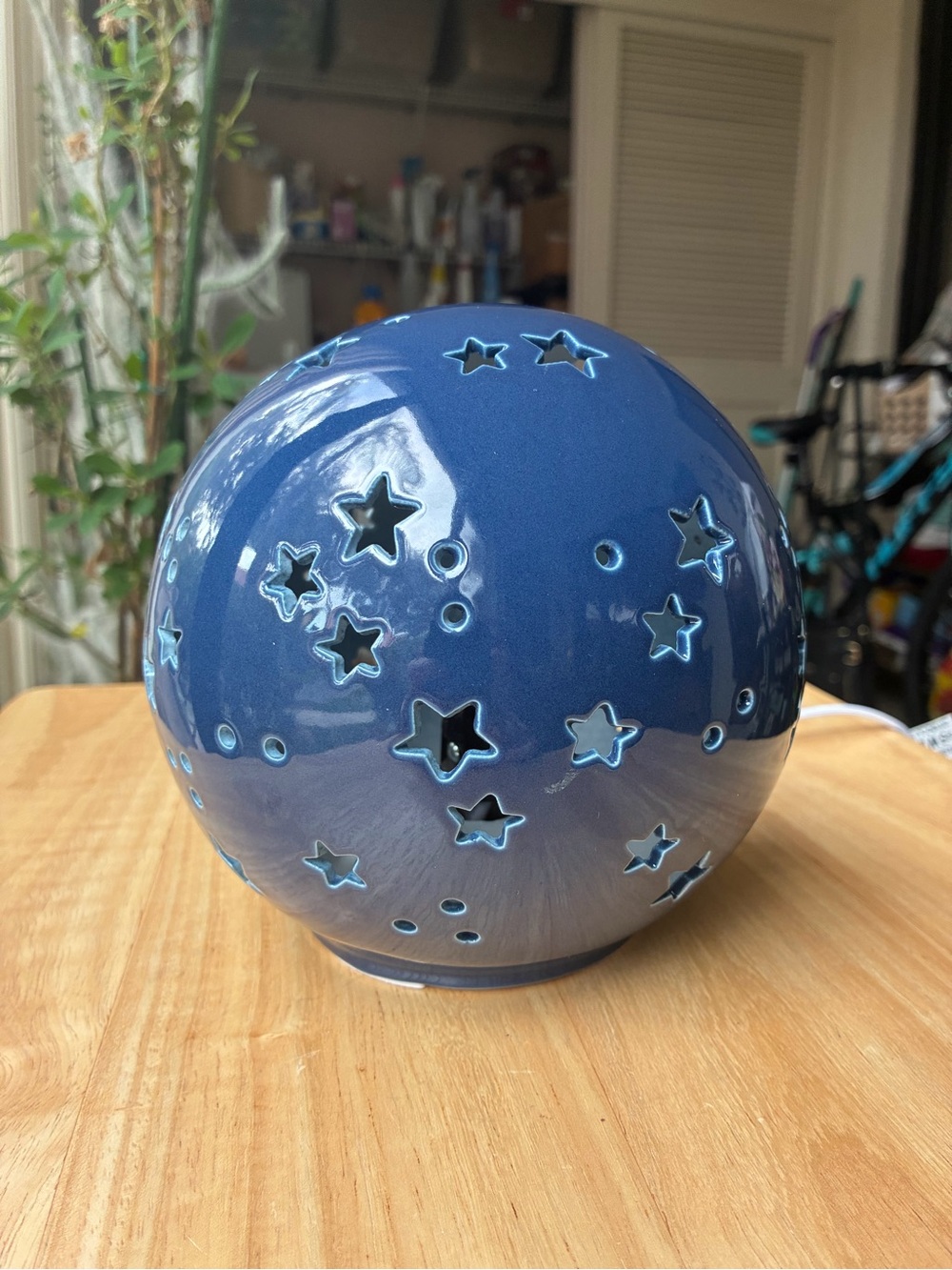 🌟Ceramic Star Projector Accent Lamp Navy Blue Celestial Night Light Globe 💫 - Picture 8 of 11